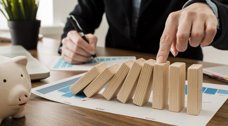 businessman-office-with-wooden-blocks